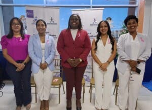 Realizan panel enfocado en mujeres deportistas