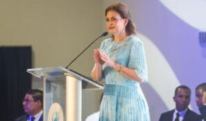 Reconocen labor vicepresidenta Raquel Peña