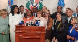 Entregan a diputados proyecto revisado del Código Penal Dominicano