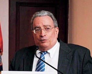 Radhamés Mejía advierte sobre la fusión en educación: claves a seguir