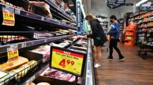 EE.UU.: aranceles empiezan a hacer efecto con alza moderada de precios