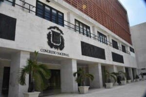 Diputada Mirna López presenta un quinto proyecto para modificar el Código  Penal
