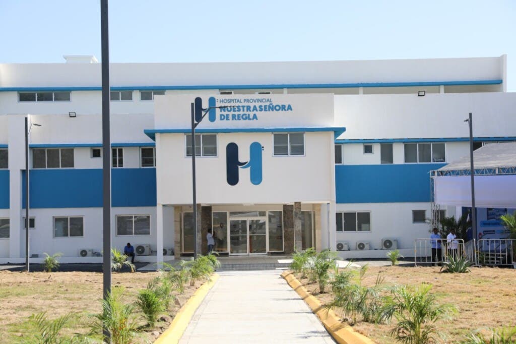 El director del SNS, Mario Lama, resaltó que en este año se entregarán otros tres hospitales municipales