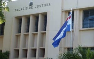 Narcolavado en Barahona: implicados enfrentan juicio de fondo