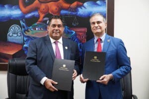 TSE y Notarios impulsarán formación en justicia electoral