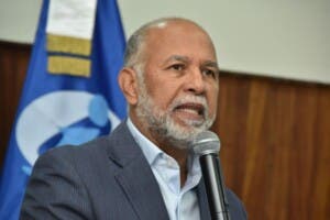 La huelga en Boca Chica: Ataque a la enseñanza y la autoridad