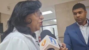 Estable niña quemada por «adolescente» en Cancino de SDE, dice directora Robert Reid
