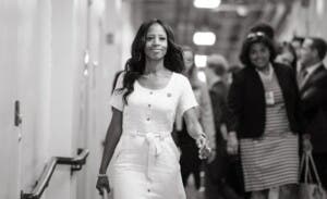Adiós a Mia Love: Primera congresista republicana negra en EEUU