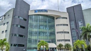 Ney Arias Lora exonera más de RD$43 millones a pacientes
