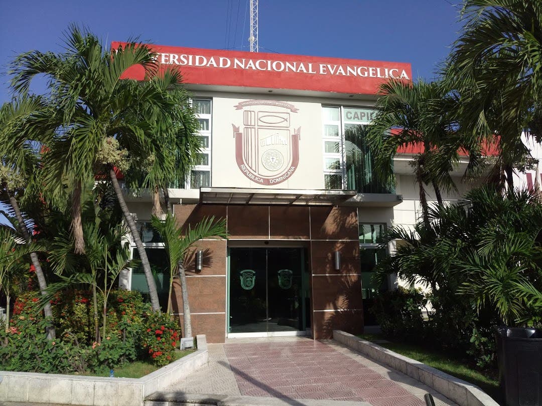 Unev celebra seminario internacional de matemáticas y física
