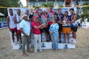 Chiquito Eh la Vuelta y Banreservas-1 ganan oro en voleibol libre de Hato Mayor