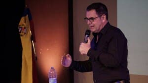 Laureano Márquez llega a República Dominicana con su monólogo «Por qué somos como somos”