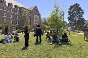 Violencia en Florida: tiroteo en campus universitario deja un muerto y 6 heridos