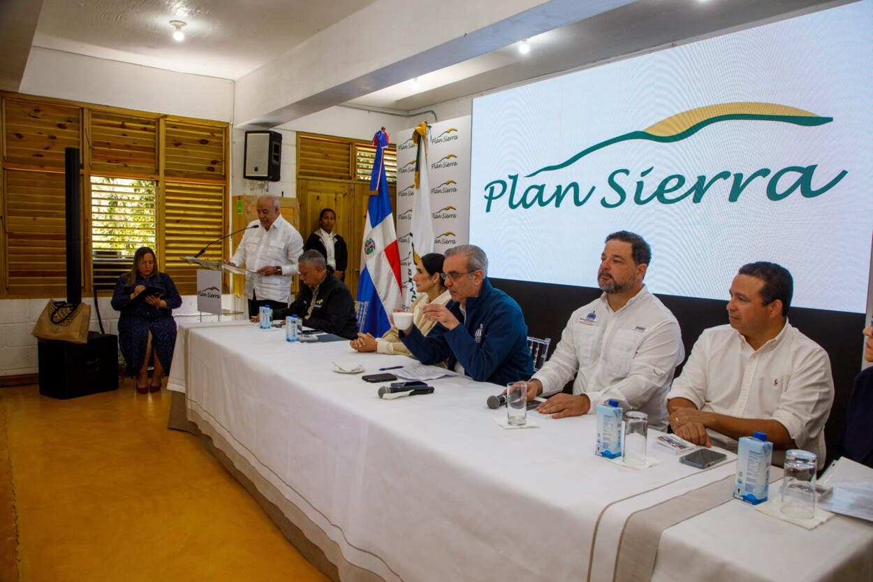 Abinader encabeza reunión sobre manejo río Yaque del Norte