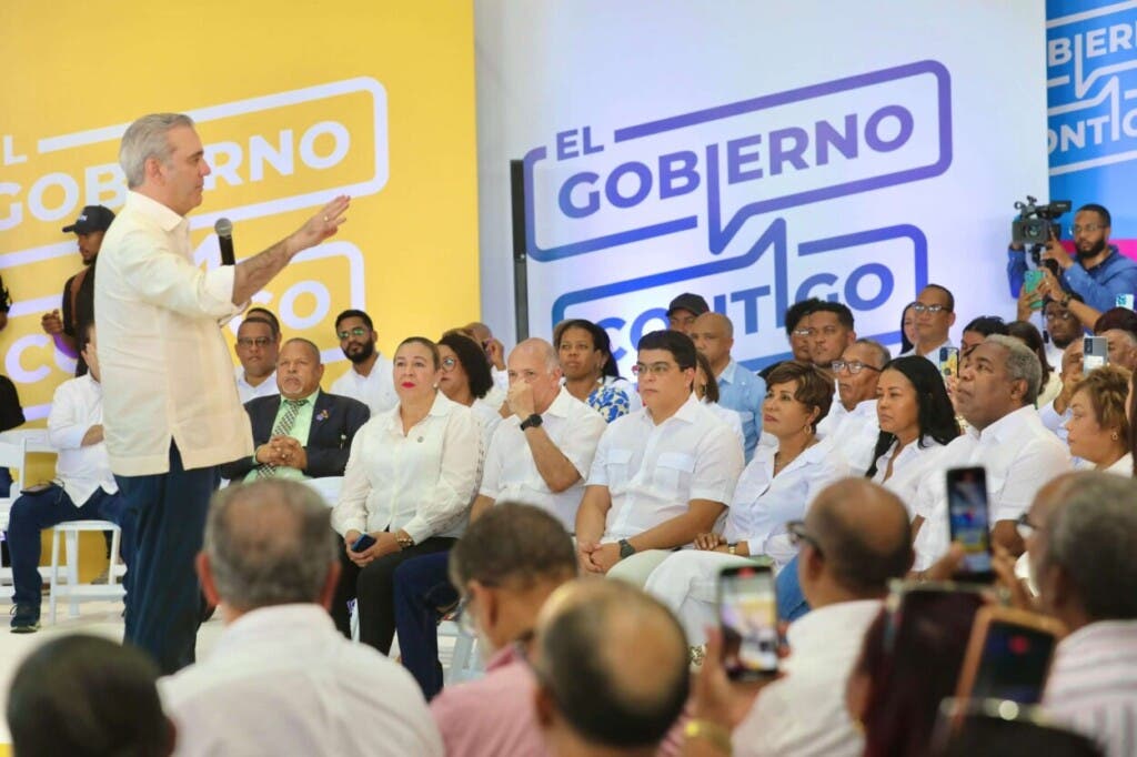 Gobierno en las provincias sigue a pesar de críticas de la oposición