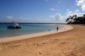 Las Terrenas es un tesoro turístico en Samaná con decenas de costas entre ellas playa Poncho