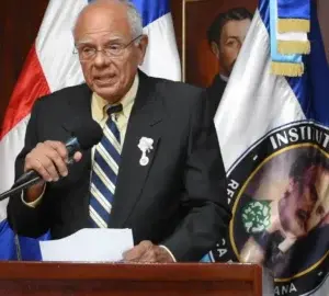 Instituto Duartiano destituye a su presidente por sus declaraciones sobre Haití