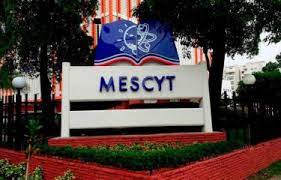 El Ministerio de Educación Superior, Ciencia y Tecnología (MESCyT) firmó este martes un acuerdo interinstitucional con la Superintendencia de Salud y Riesgos Laborales (SISALRIL), mediante el cual implementarán acciones para mejorar la interoperabilidad para la consulta, validación y autenticidad de los títulos de especialización y técnicos de la salud acreditados en el país.