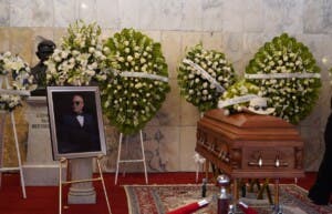 Dan el último adiós a Rubby Pérez en funeral privado en la Blandino