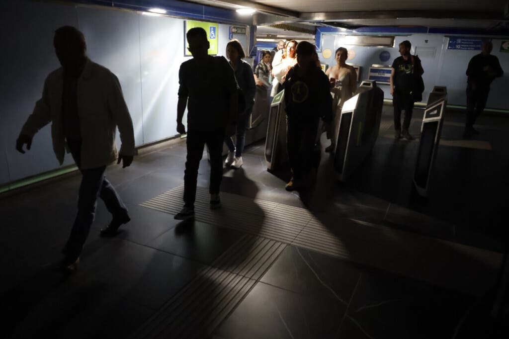 Masivo apagón eléctrico afecta a España, Portugal y Francia