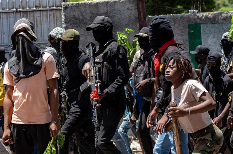 Médicos Sin Fronteras se retira de dos centros de salud de Puerto Príncipe por violencia