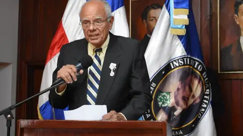 Rodríguez Grullón se negó a retractarse o renunciar en Instituto Duartiano