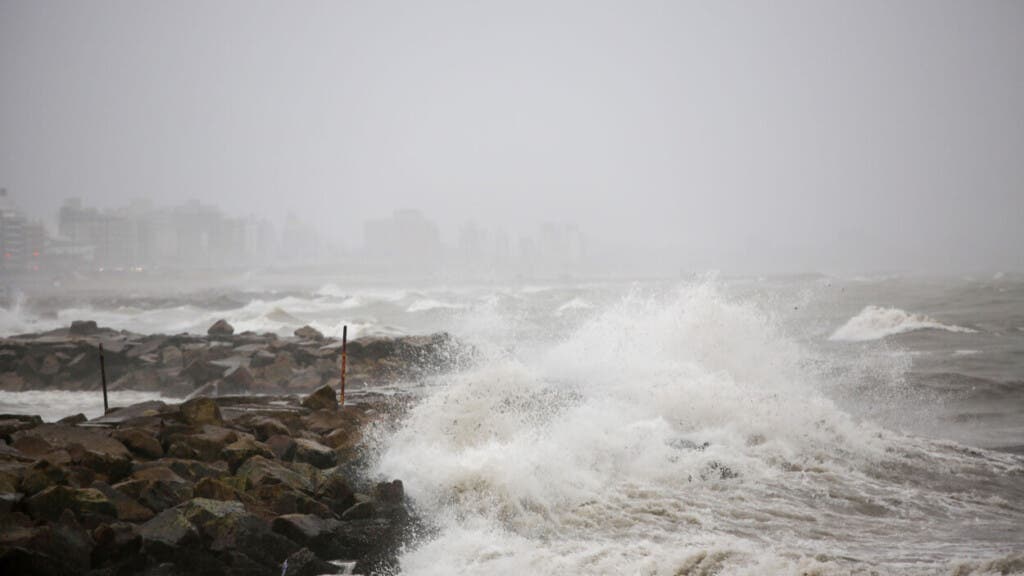 viernes con lluvias pasajeras y ráfagas de viento en varias provincias