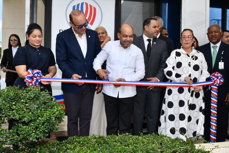 Abren oficina para defensa de contribuyentes