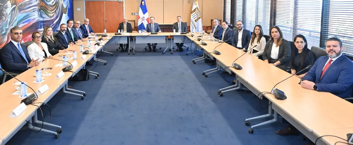 Analizan importancia del mercado capitales