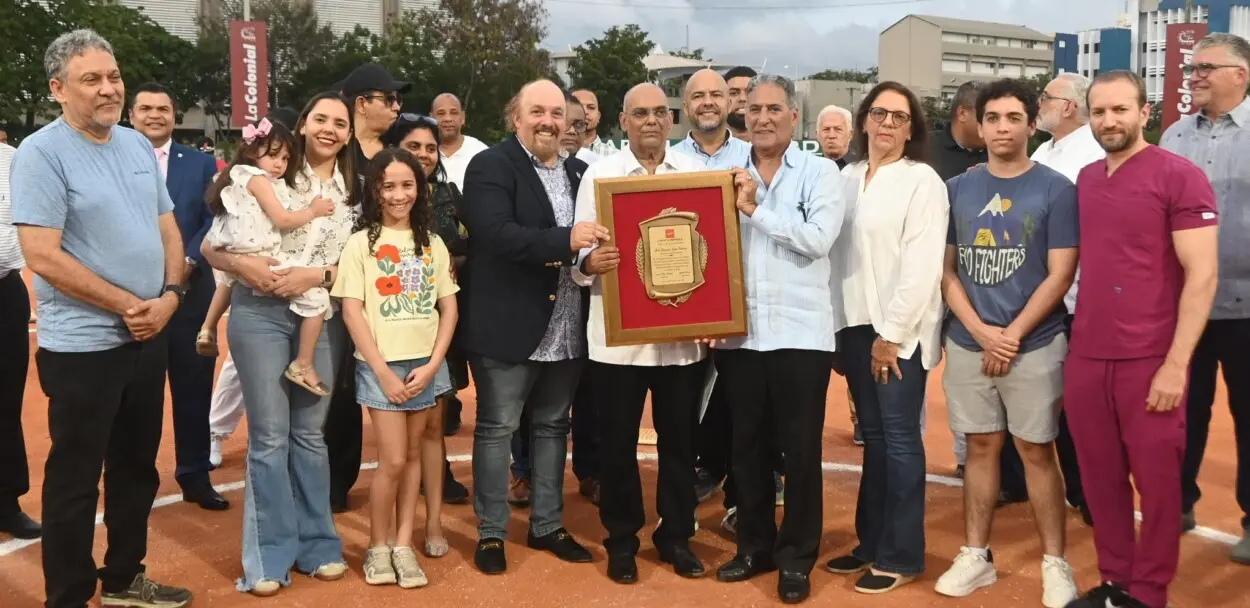 Liga de la Farándula distingue a José Joaquín Joga
