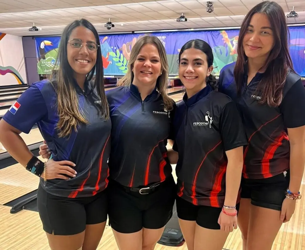 Bolicheras dominicanas motivadas para los Centroamericanos