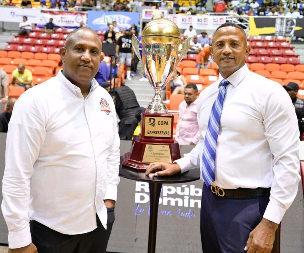 José Luis y Robinson Aracena orgullo y pasión por el baloncesto