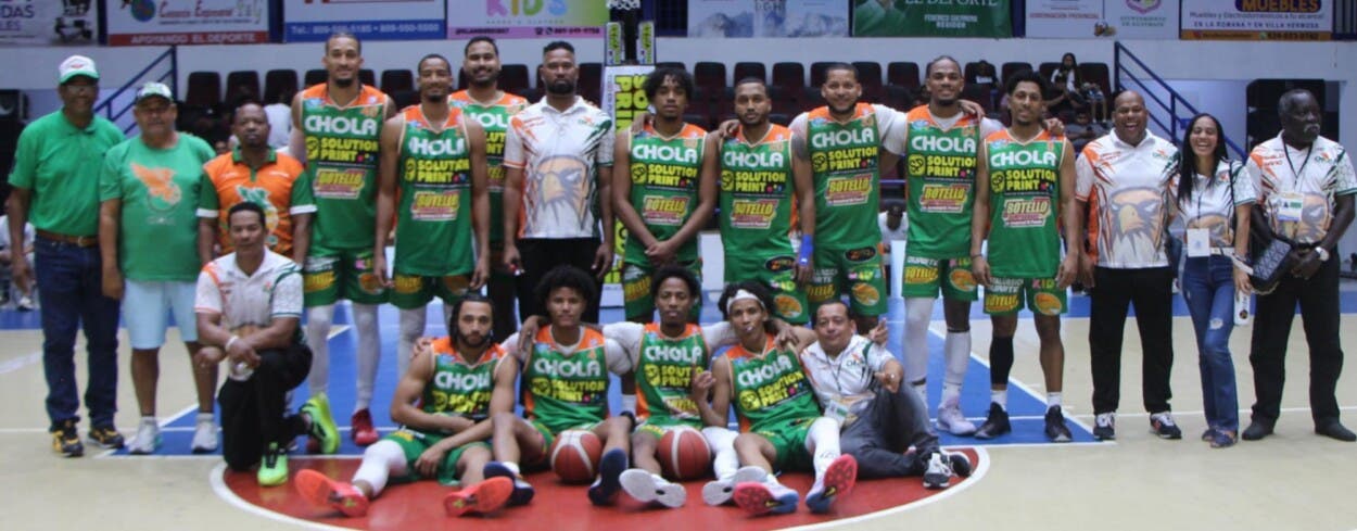 Club Chola gana décimo título torneo de basket La Romana