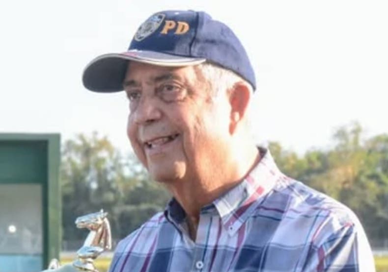 Hípicos resaltan a Eugenio Deschamps