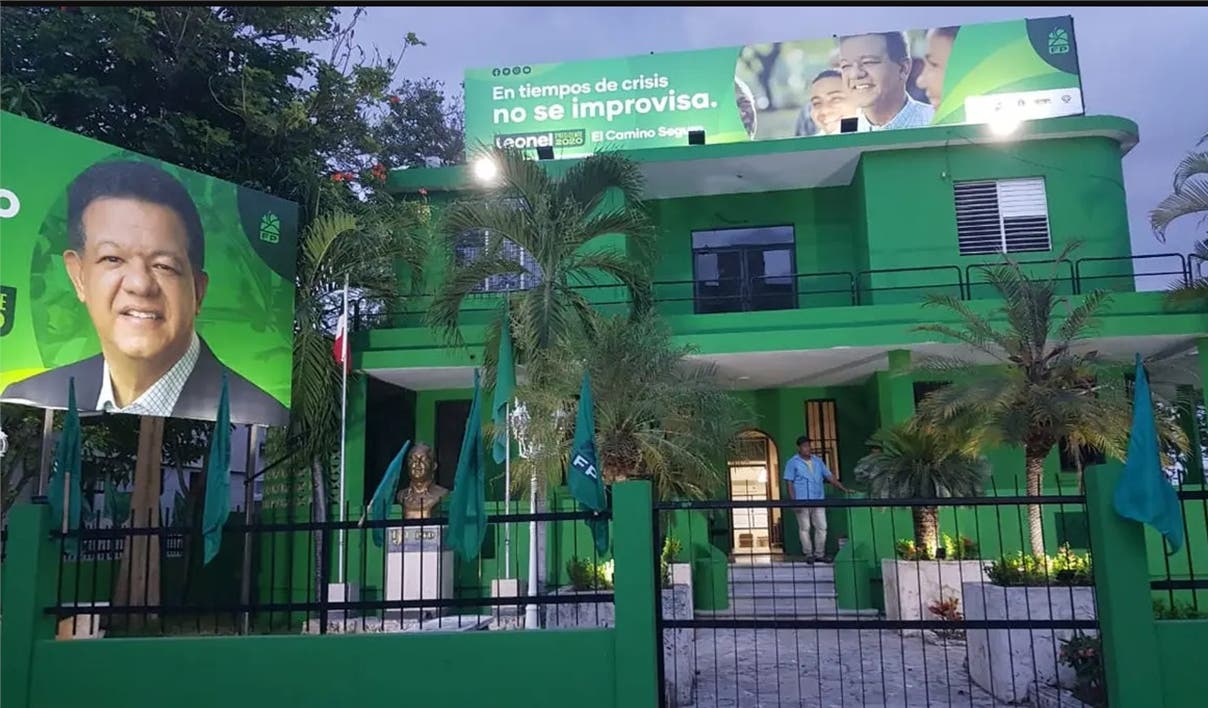La Fuerza del Pueblo llevará a Leonel Fernández como candidato a las elecciones de 2028