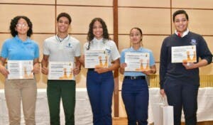 Exhortan juventud valorar la libertad