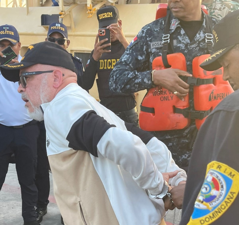 Arrestan al detective Ángel Martínez por faltar a citación de la Fiscalia de Santiago