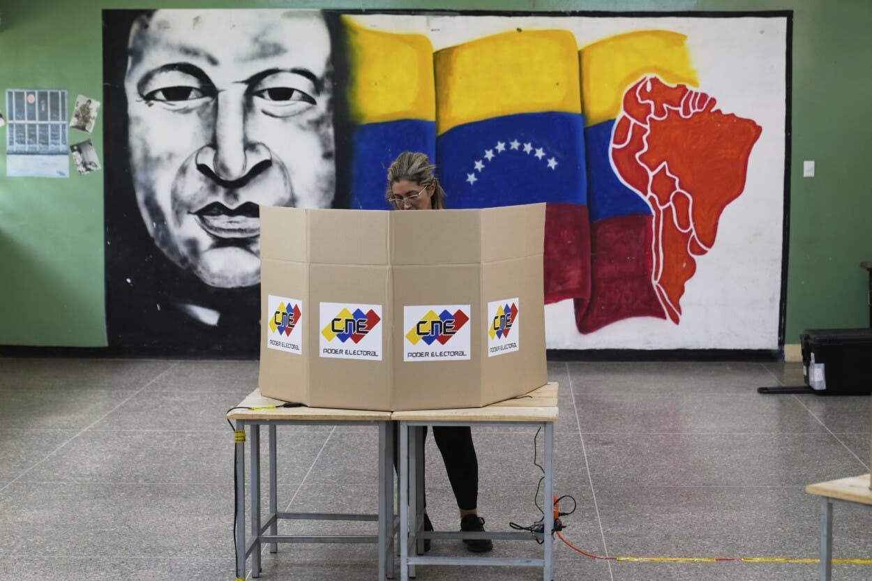 EE. UU. critica la «farsa electoral» de Maduro en el Esequibo