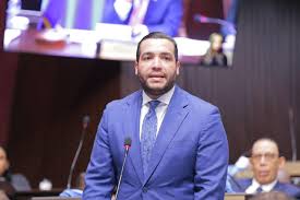 Diputado PLD Charlie Mariotti Junior critica ley prensa y pide su retiro del Congreso