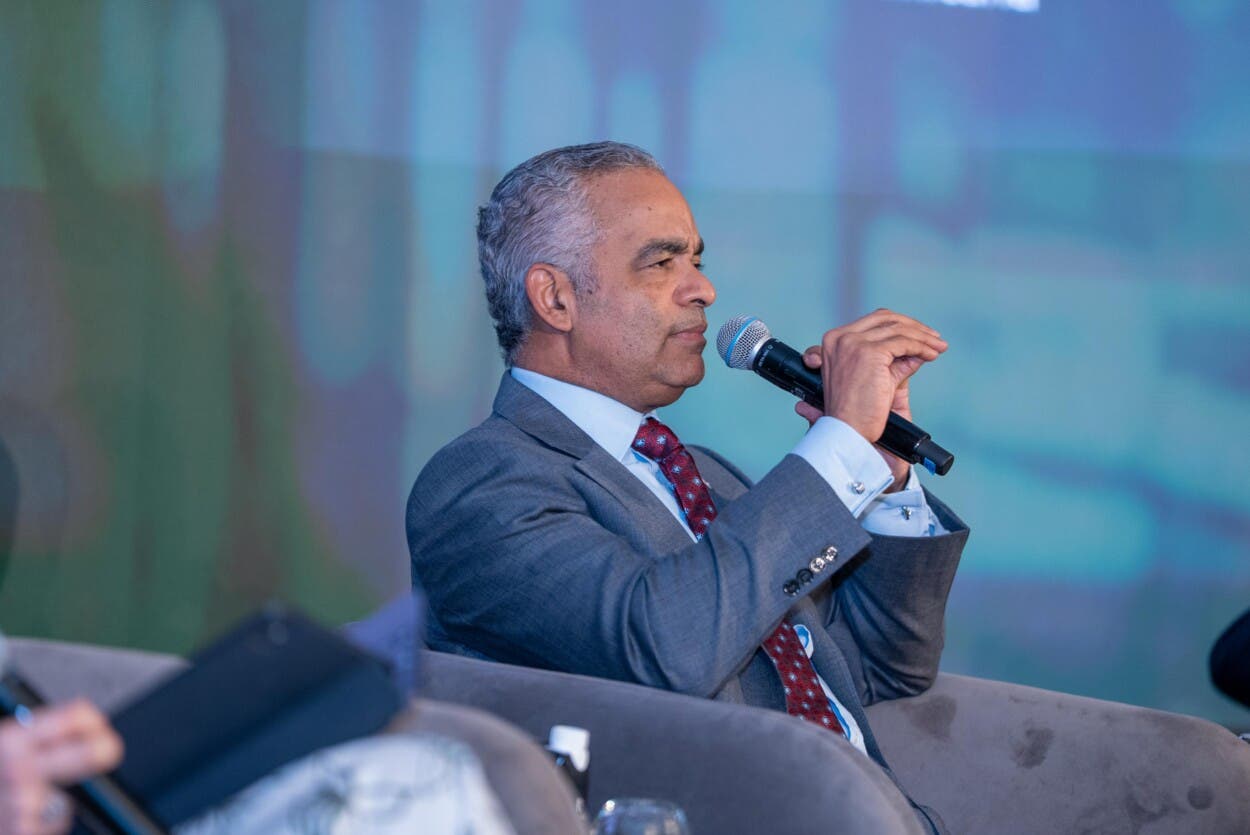 Joel Santos: La banca privada impulsa el 64% de la transición energética en República Dominicana