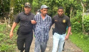 Prisión preventiva para acusado de violar y asesinar a su tía de 87 años en Bonao