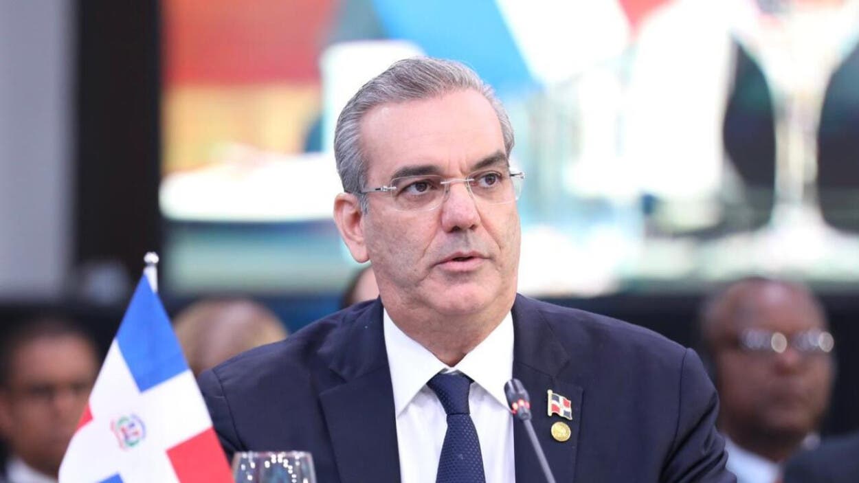 Crean comisión para estudiar marco migratorio