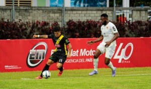 LDF: Suspenden partido entre Moca y Cibao FC por fuerte lluvia