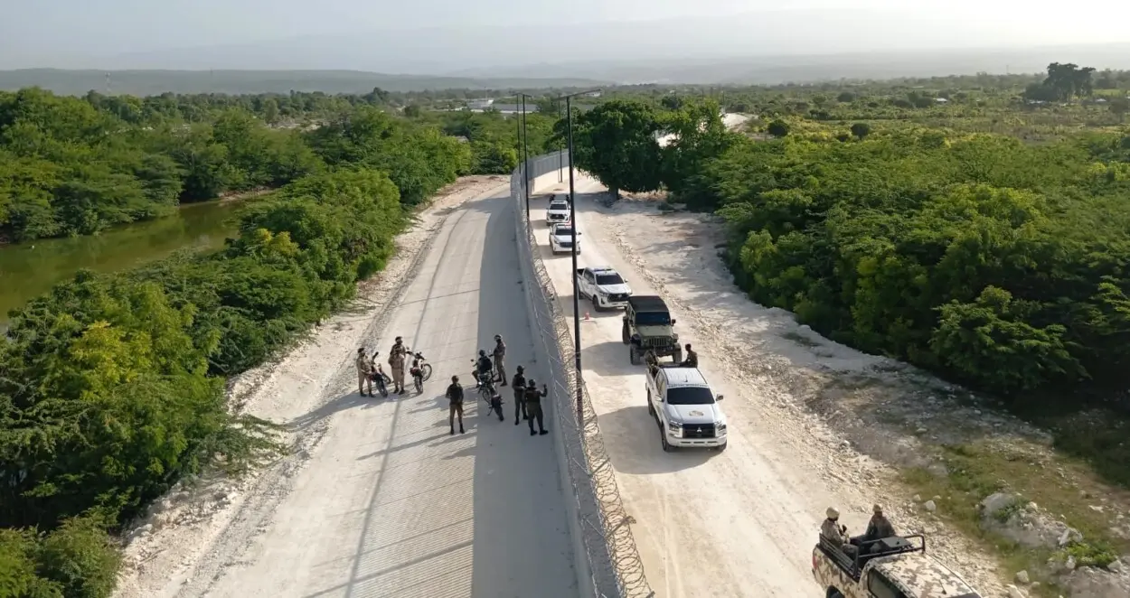 El ministro de Defensa asegura que la frontera dominicana está más que segura y bajo protección constante