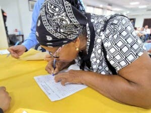 IAD entrega recursos parceleros de Baiguá