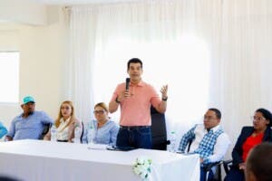 Inapa lleva soluciones al sector Los Taínos, Guayabal, en Azua