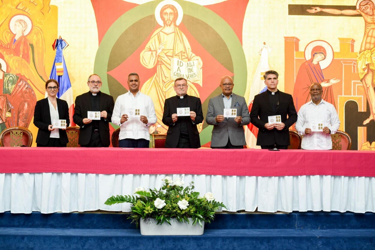 Inposdom emite sello conmemorativo por los 50 años del Camino Neocatecumenal en RD