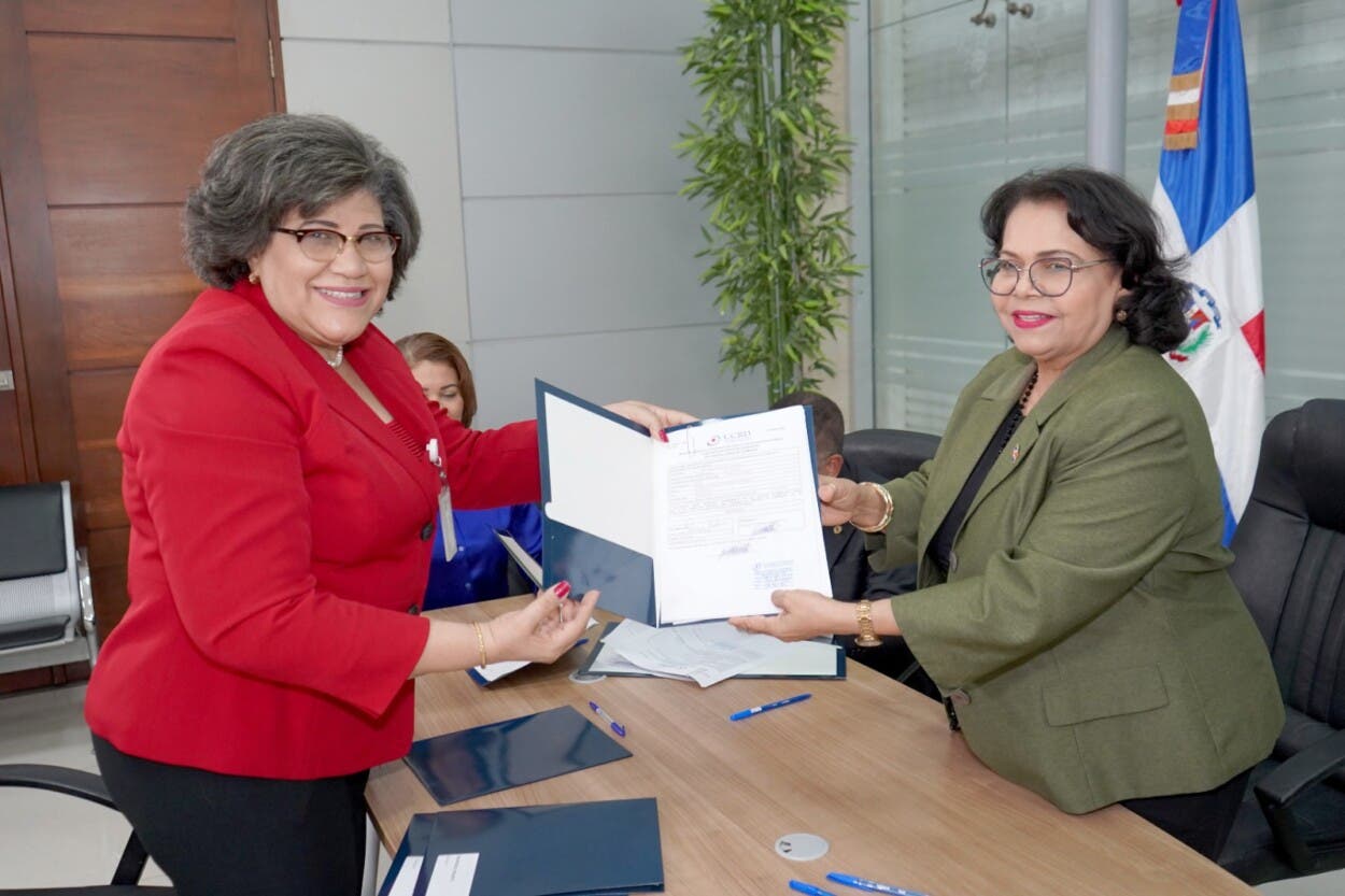 Miembros de la Cámara de Cuentas presentan declaración jurada de bienes