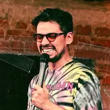 Comediante venezolano Manuel Ángel Redondo trae su stand-up “Hablando Sucio” a M33
