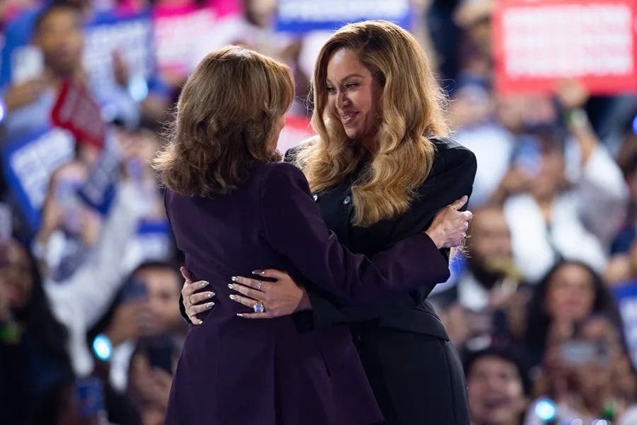 Trump exige que se investigue a artistas que como Beyoncé o Springsteen ayudaron a Kamala